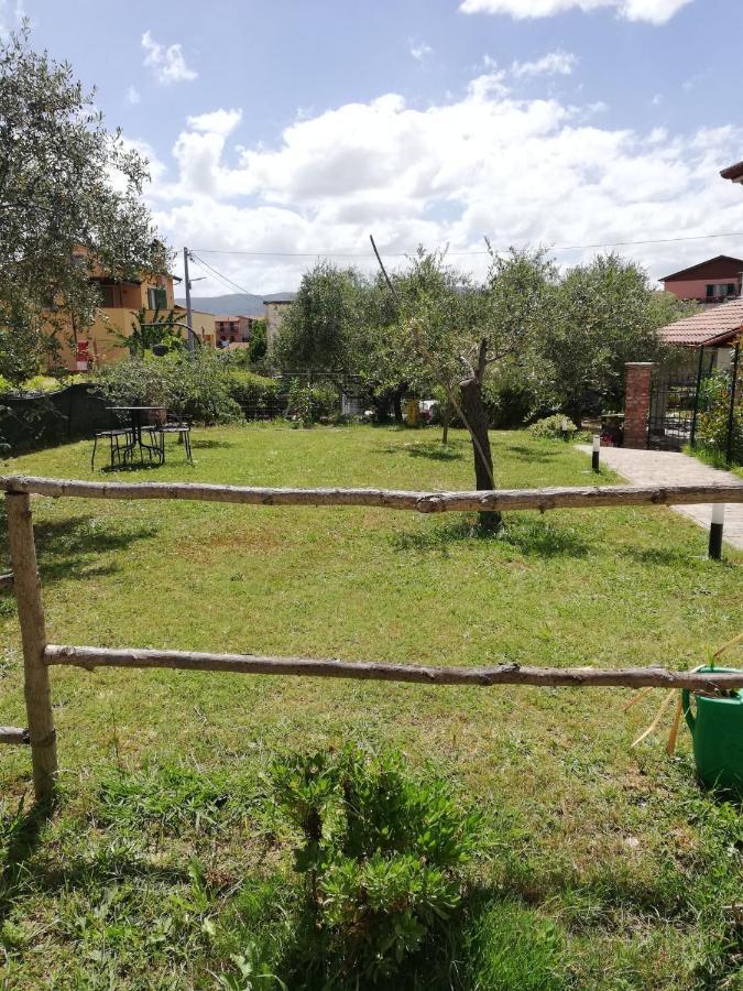 B&B Lunetia Castelnuovo Magra Exterior foto